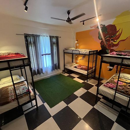 Himtrek Stay Kasol Luaran gambar
