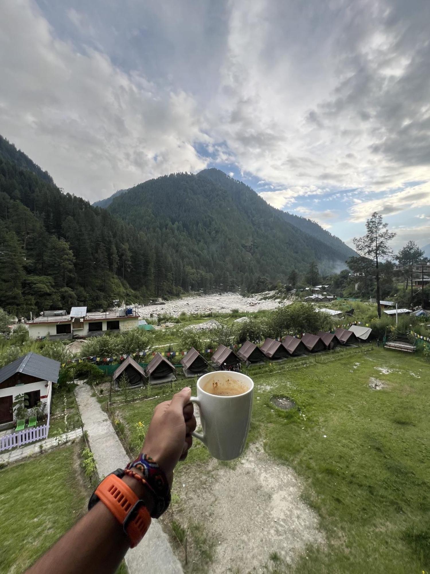 Himtrek Stay Kasol Luaran gambar